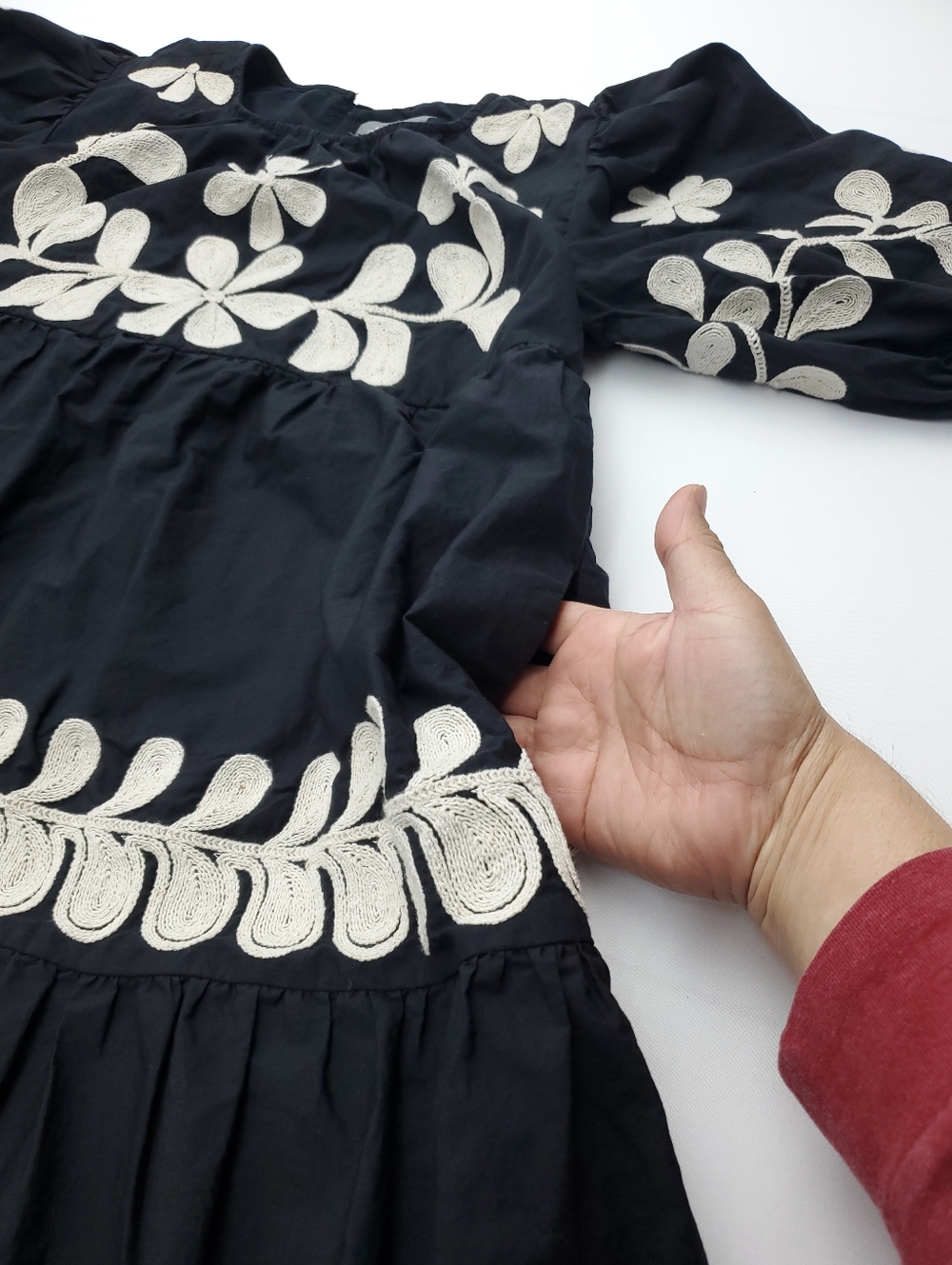 Anthropologie Embroidered Puff-Sleeve Black Midi Dress Boho Relaxed Cotton Sz LP - Picture 7 of 13